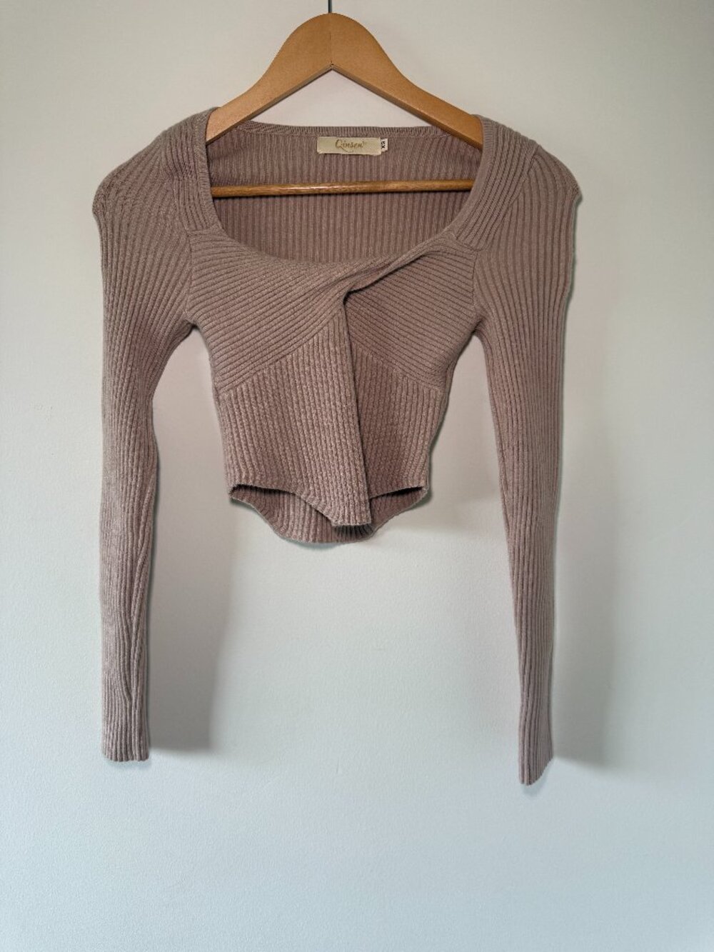 Qinsen Taupe Ribbed Twist Front Cropped Long Sleeve Top XS NWOT